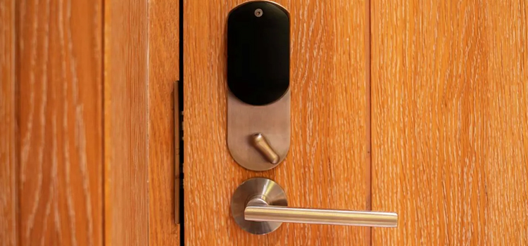 Automatic Locking Door Knob San Bruno